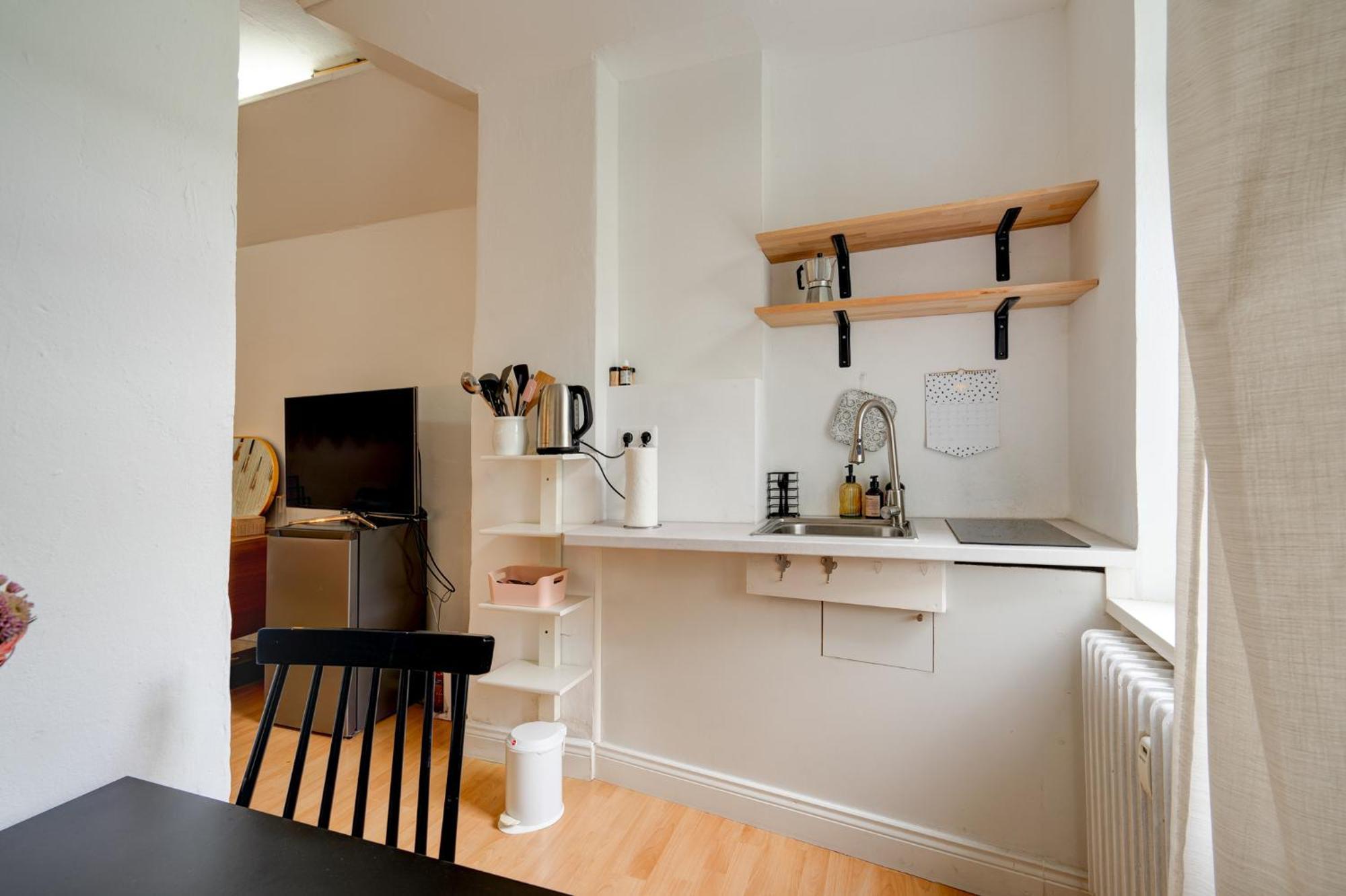 Apartment Mit 2 Schlafzimmern Am Bergpark Wilhelmshoehe